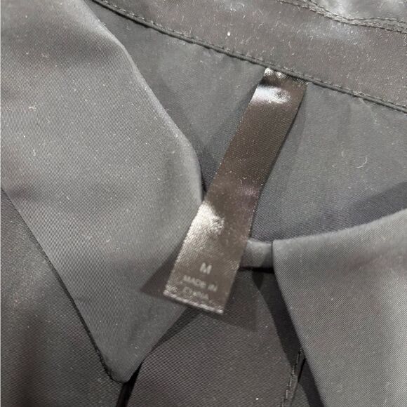 Men’s Fabletics The Outpost Jacket Boxy Oversized Snap Button Up Size Medium - Picture 3 of 7